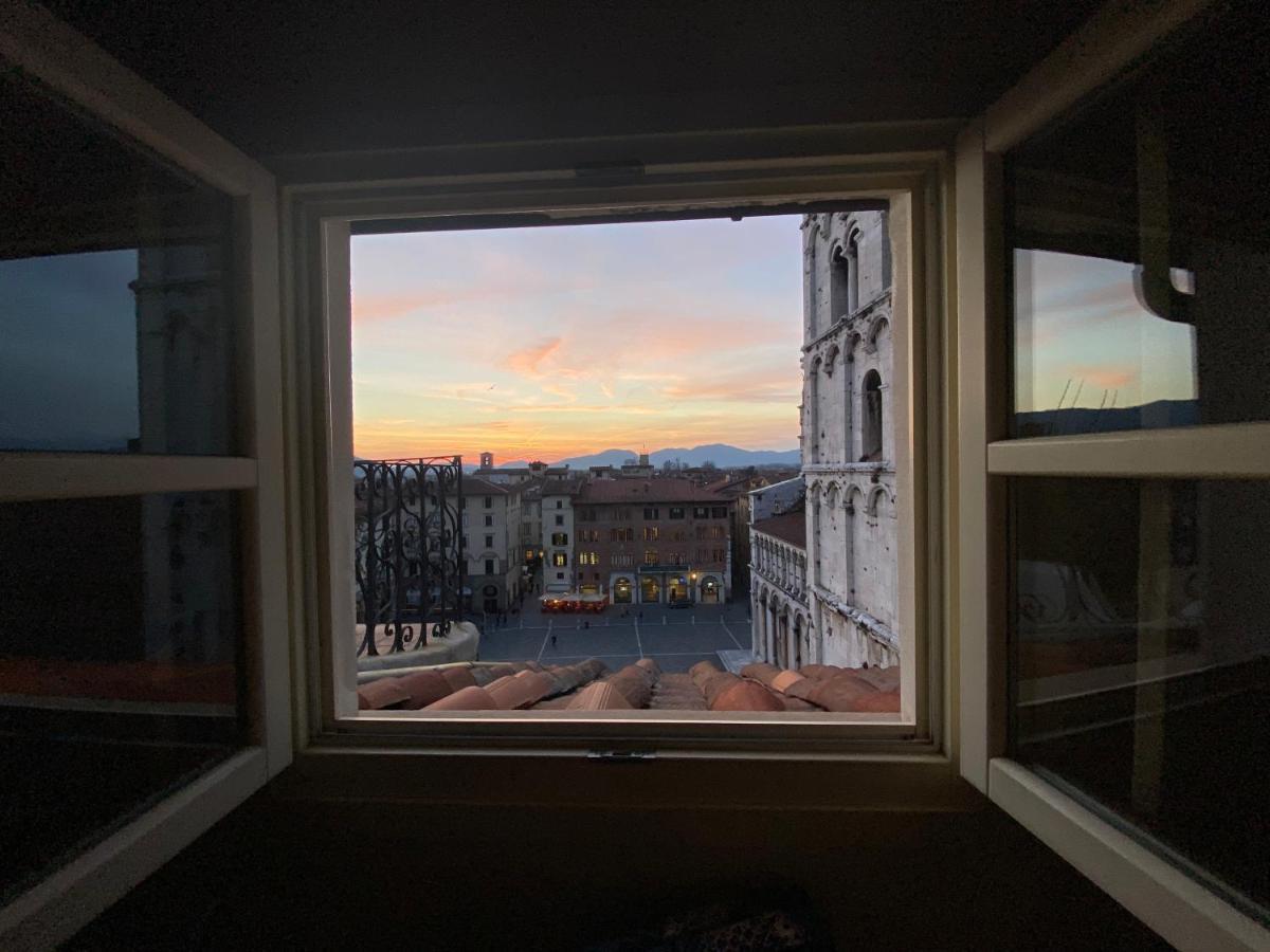 Palazzo Rocchi - Residenza D'Epoca Bed and Breakfast Λούκα Εξωτερικό φωτογραφία