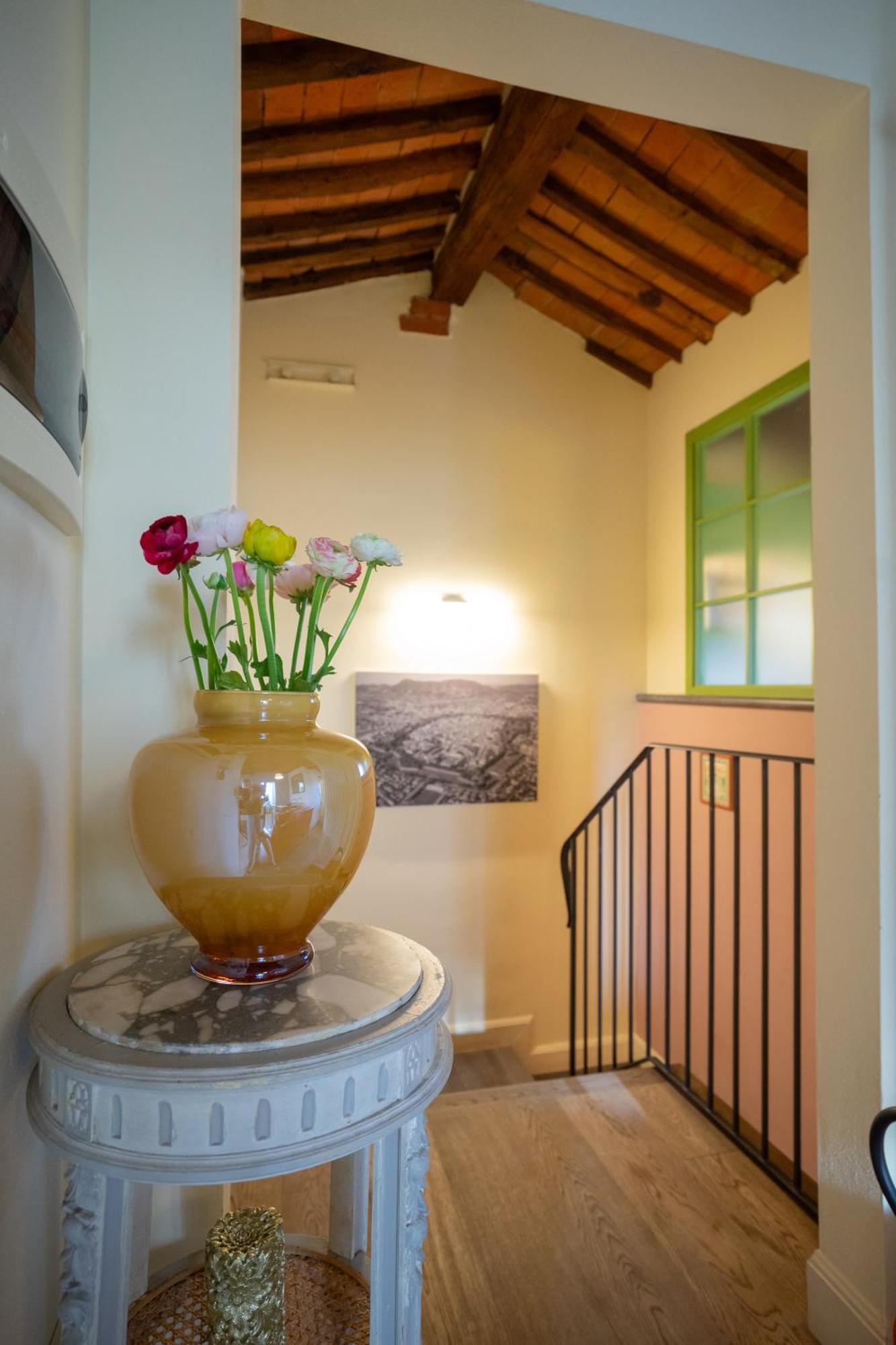 Palazzo Rocchi - Residenza D'Epoca Bed and Breakfast Λούκα Εξωτερικό φωτογραφία