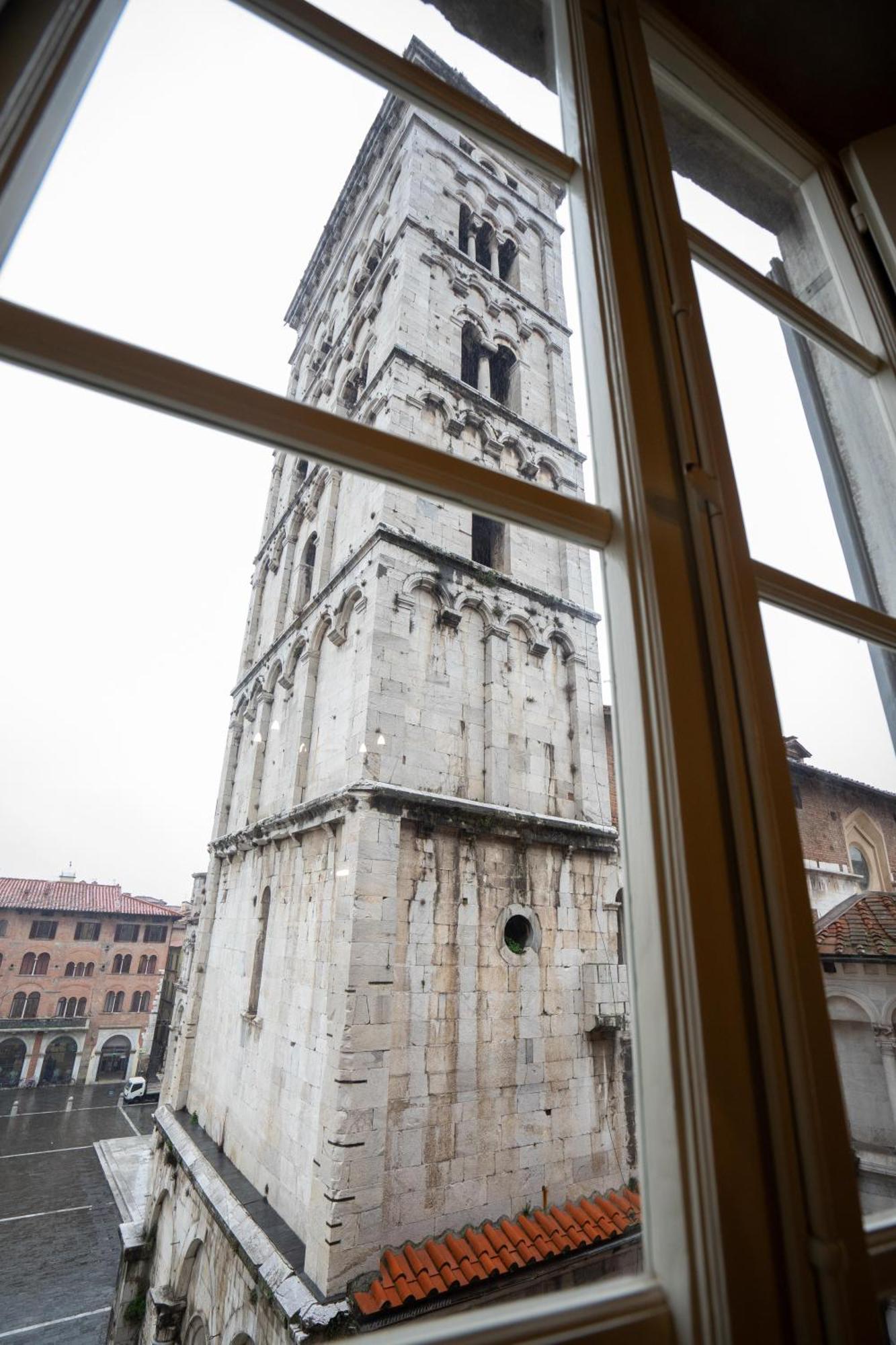 Palazzo Rocchi - Residenza D'Epoca Bed and Breakfast Λούκα Εξωτερικό φωτογραφία